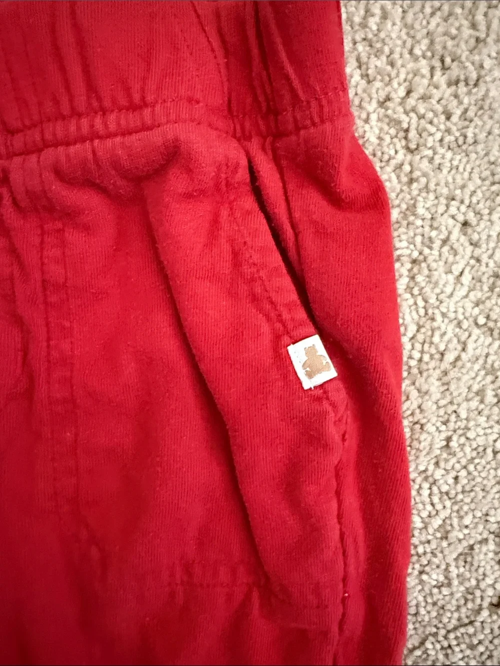 GAP 3T RED HOLIDAY joggers 🎄